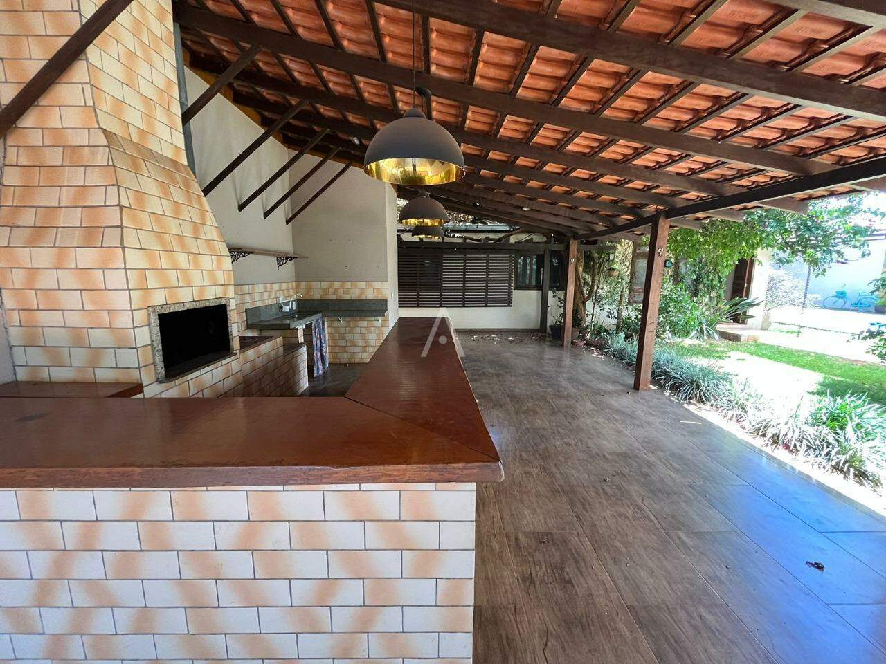 Casa Comercial para para aluguel no Bairro CENTRO em TOLEDO: 