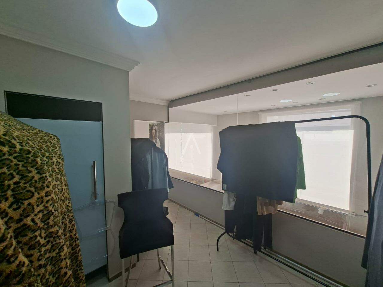 Sala Comercial para para aluguel no Bairro CENTRO em CASCAVEL: 
