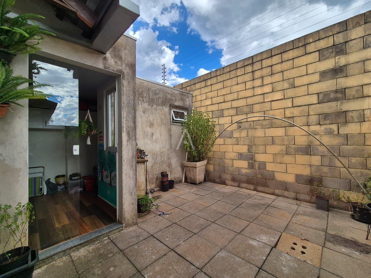 Sobrado para à venda no Bairro BRASILIA em CASCAVEL: