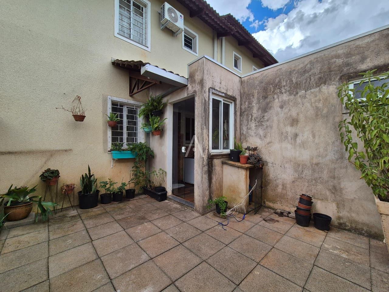 Sobrado para à venda no Bairro BRASILIA em CASCAVEL: