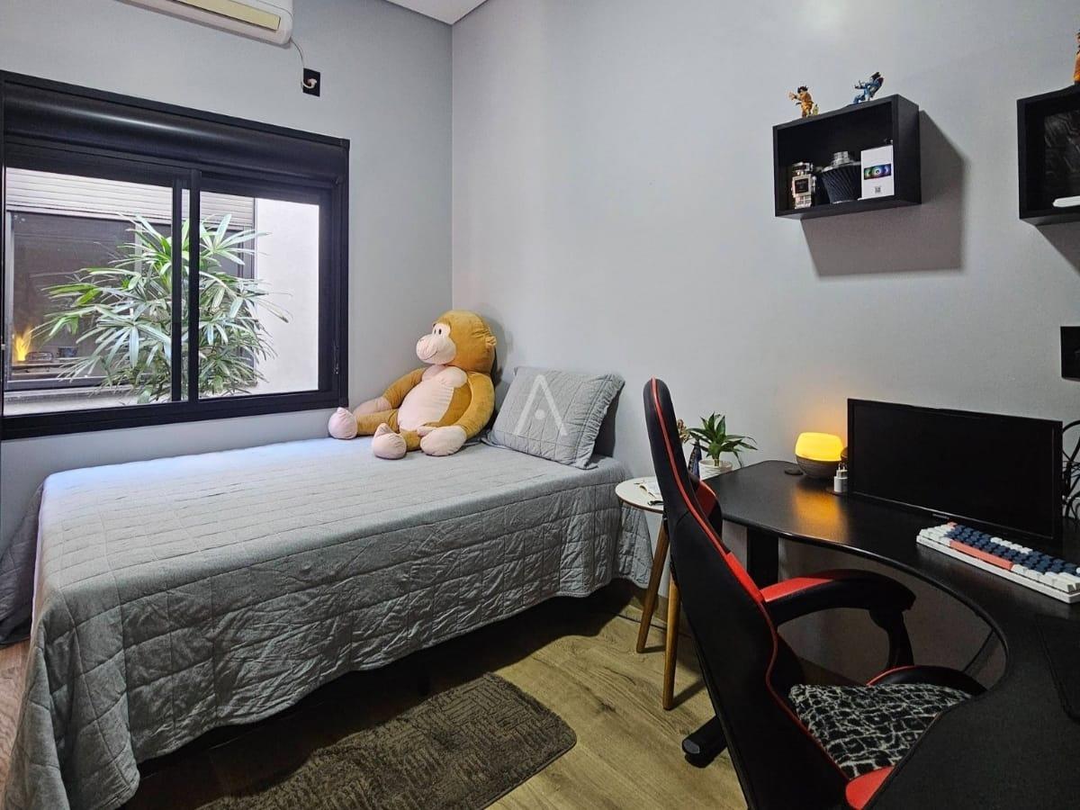 Casa Residencial para à venda no Bairro JARDIM PANORAMA em TOLEDO: 