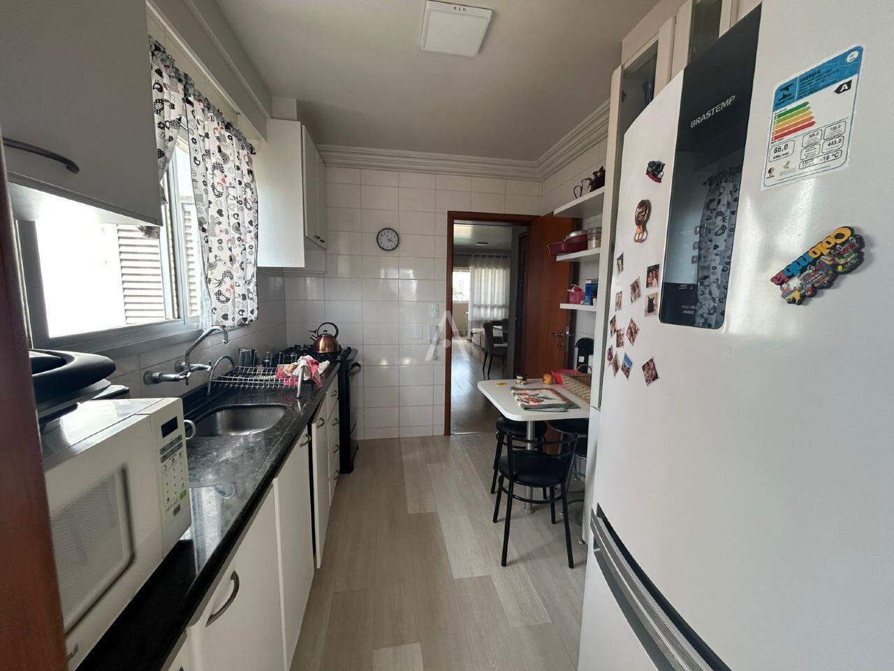 Apartamento para para aluguel no Bairro CENTRO em CASCAVEL: 