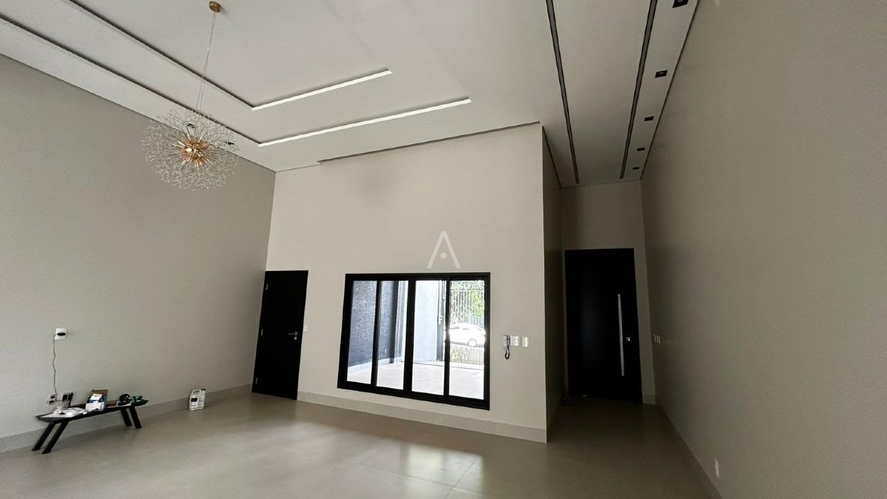 Casa Residencial para à venda no Bairro CANADA em CASCAVEL: