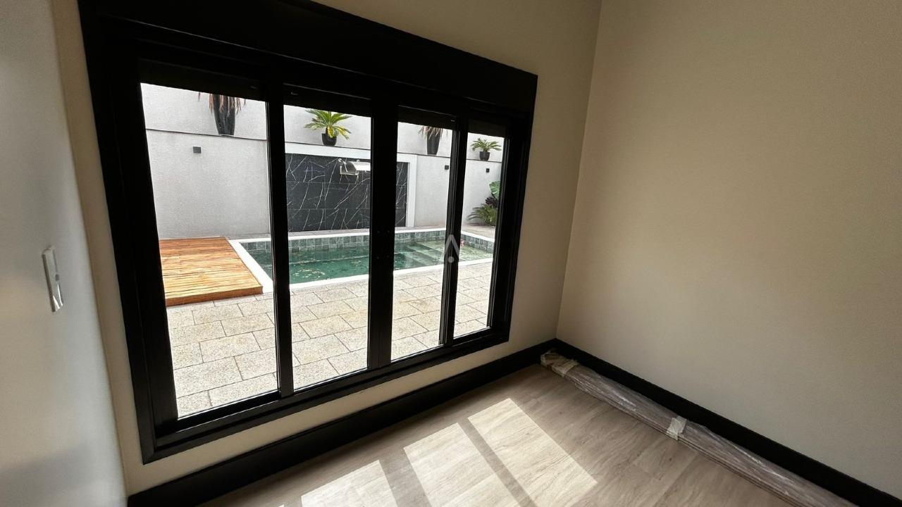 Casa Residencial para à venda no Bairro CANADA em CASCAVEL: