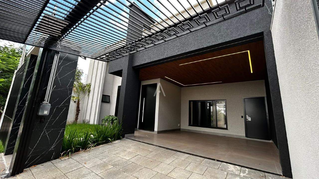 Casa Residencial para à venda no Bairro CANADA em CASCAVEL: 