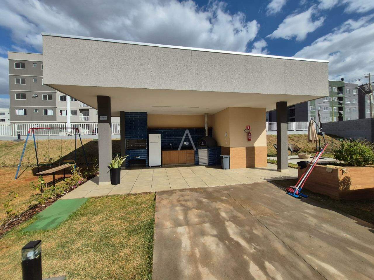 Apartamento para à venda no Bairro FLORAIS DO PARANA em CASCAVEL: 
