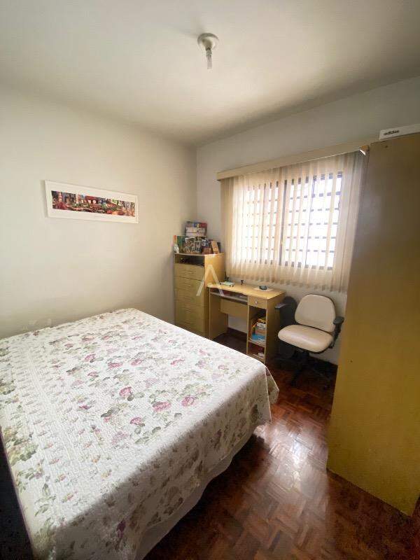 Casa Residencial para à venda no Bairro COUNTRY em CASCAVEL: dormitório 2