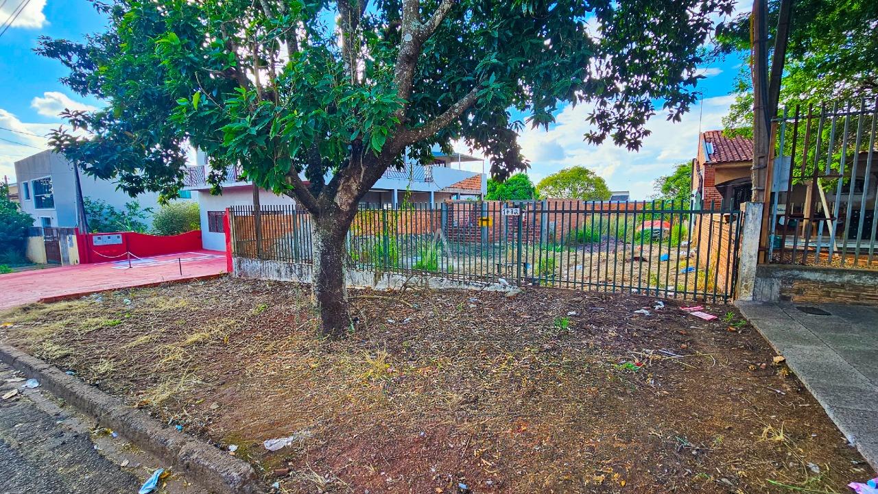 Terreno para à venda no Bairro FLORESTA em CASCAVEL: 
