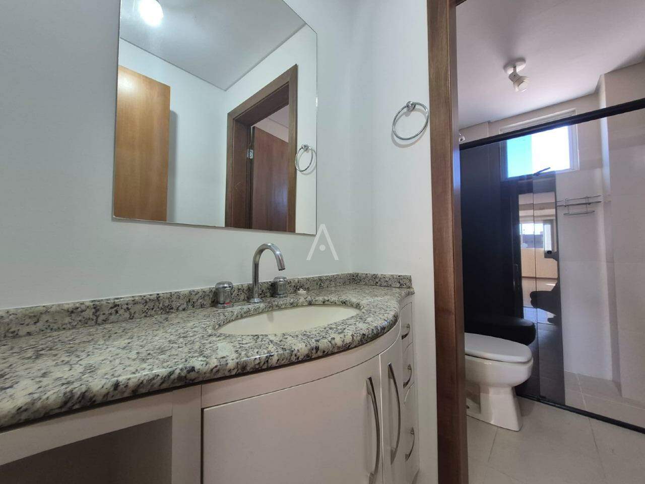 Apartamento para à venda no Bairro CENTRO em CASCAVEL:
