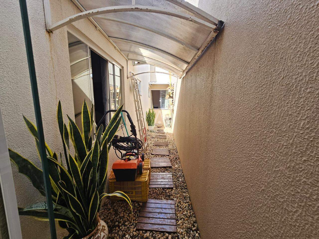 Casa Residencial para à venda no Bairro PACAEMBU em CASCAVEL: 