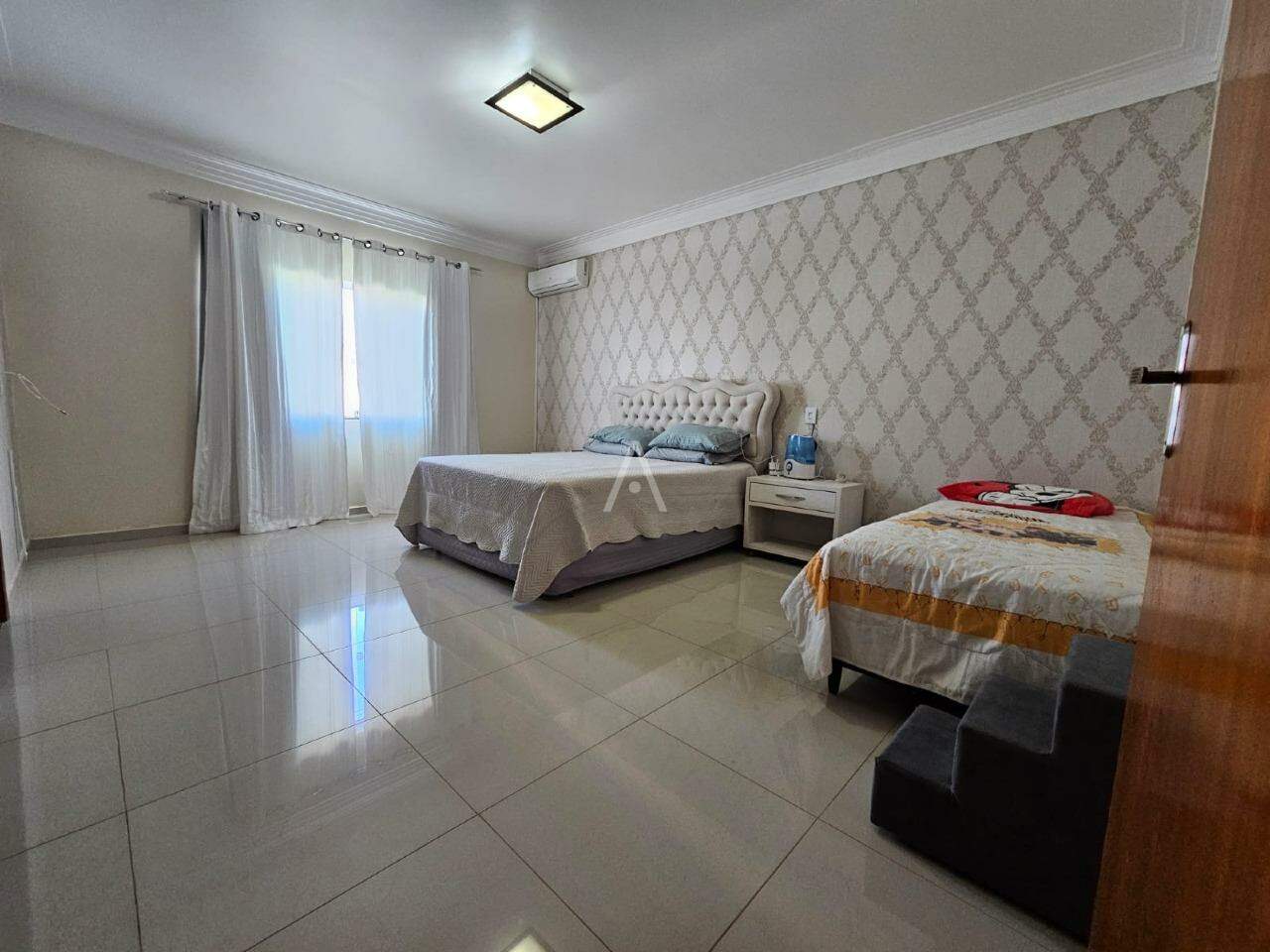 Casa Residencial para à venda no Bairro PACAEMBU em CASCAVEL: 