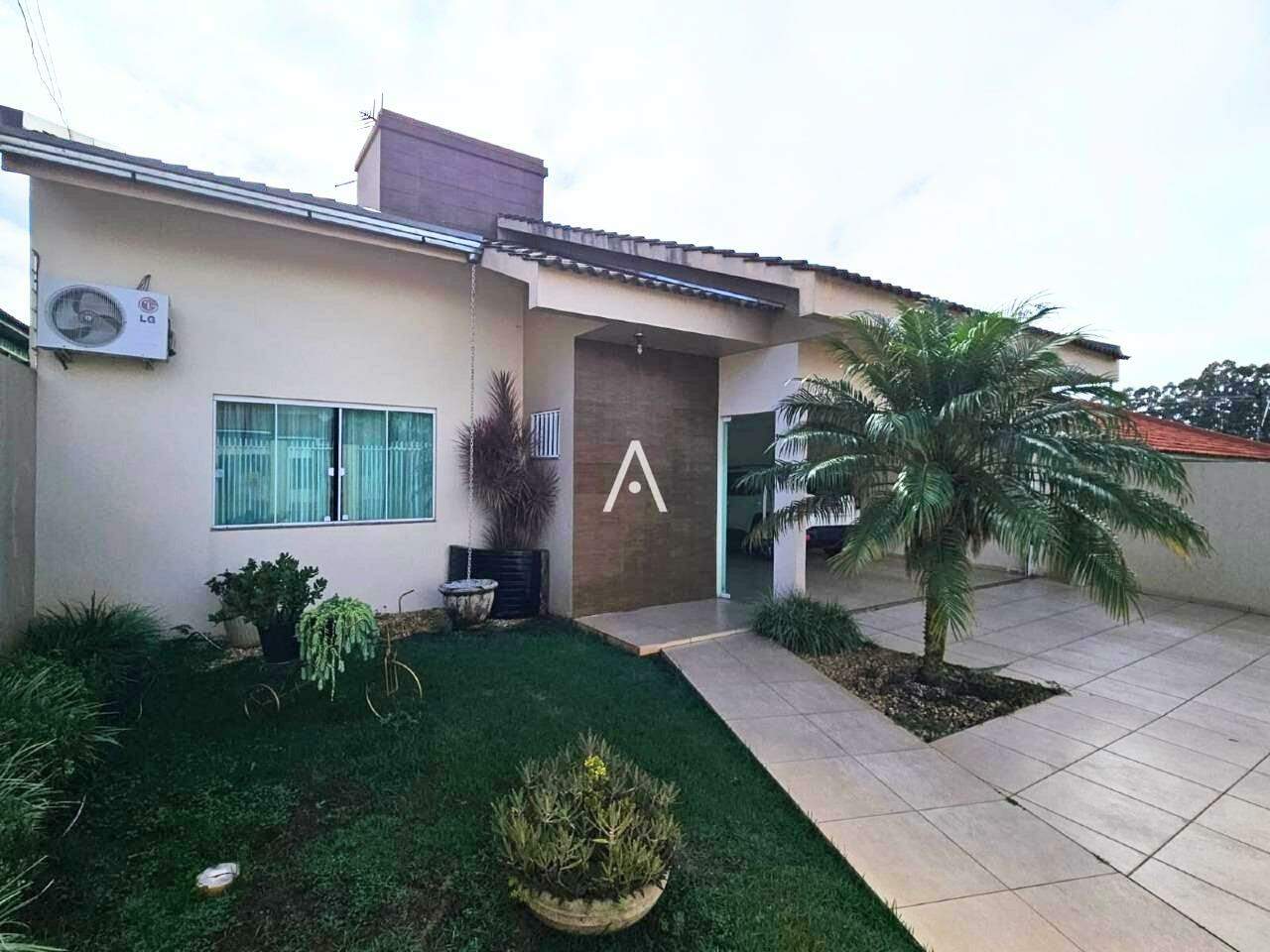 Casa Residencial para à venda no Bairro PACAEMBU em CASCAVEL: 