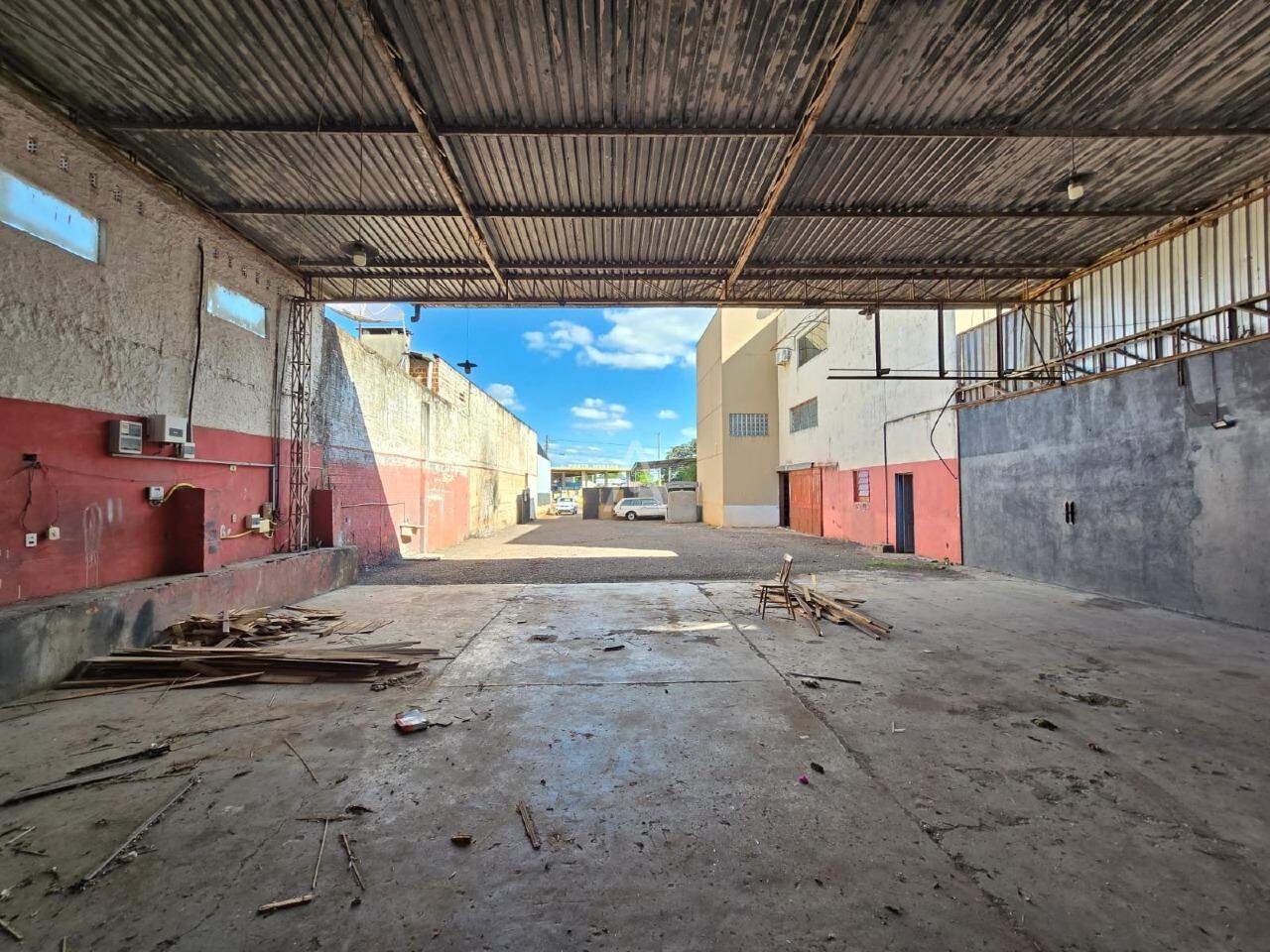 Barracão Comercial para para aluguel no Bairro JARDIM PORTO ALEGRE em TOLEDO: 