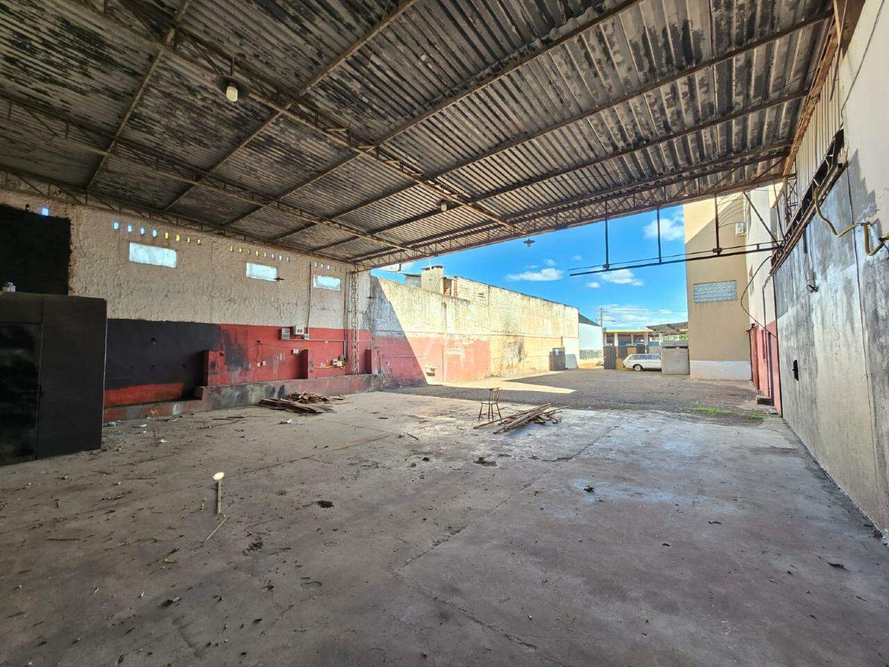 Barracão Comercial para para aluguel no Bairro JARDIM PORTO ALEGRE em TOLEDO: 