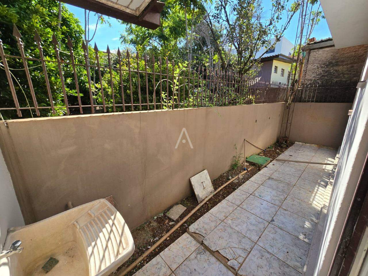 Casa Residencial para para aluguel no Bairro CENTRO em TOLEDO: 