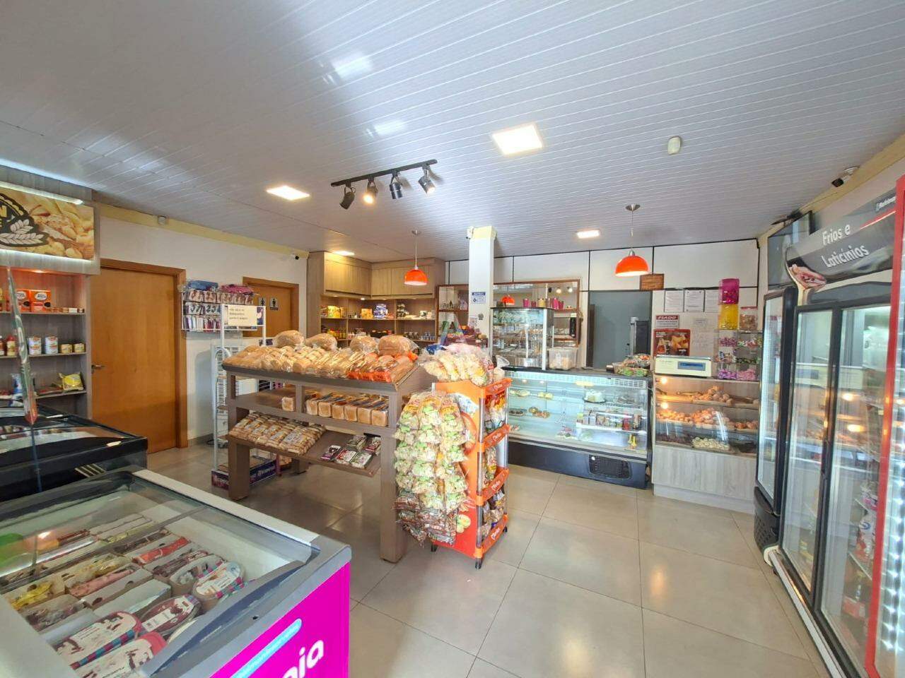 Sala Comercial para para aluguel no Bairro ESMERALDA em CASCAVEL: 