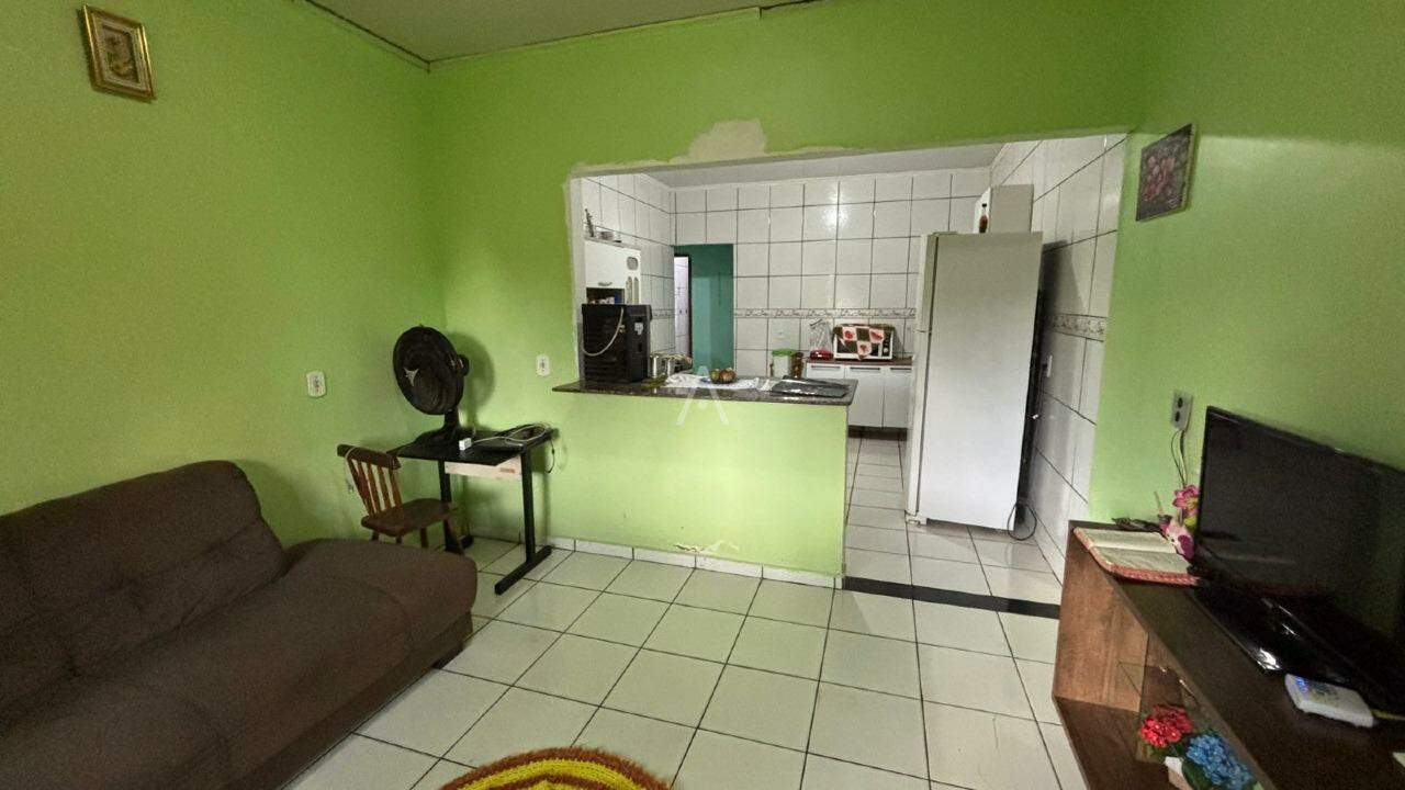 Casa Residencial para à venda no Bairro JARDIM PANORAMA em TOLEDO: 