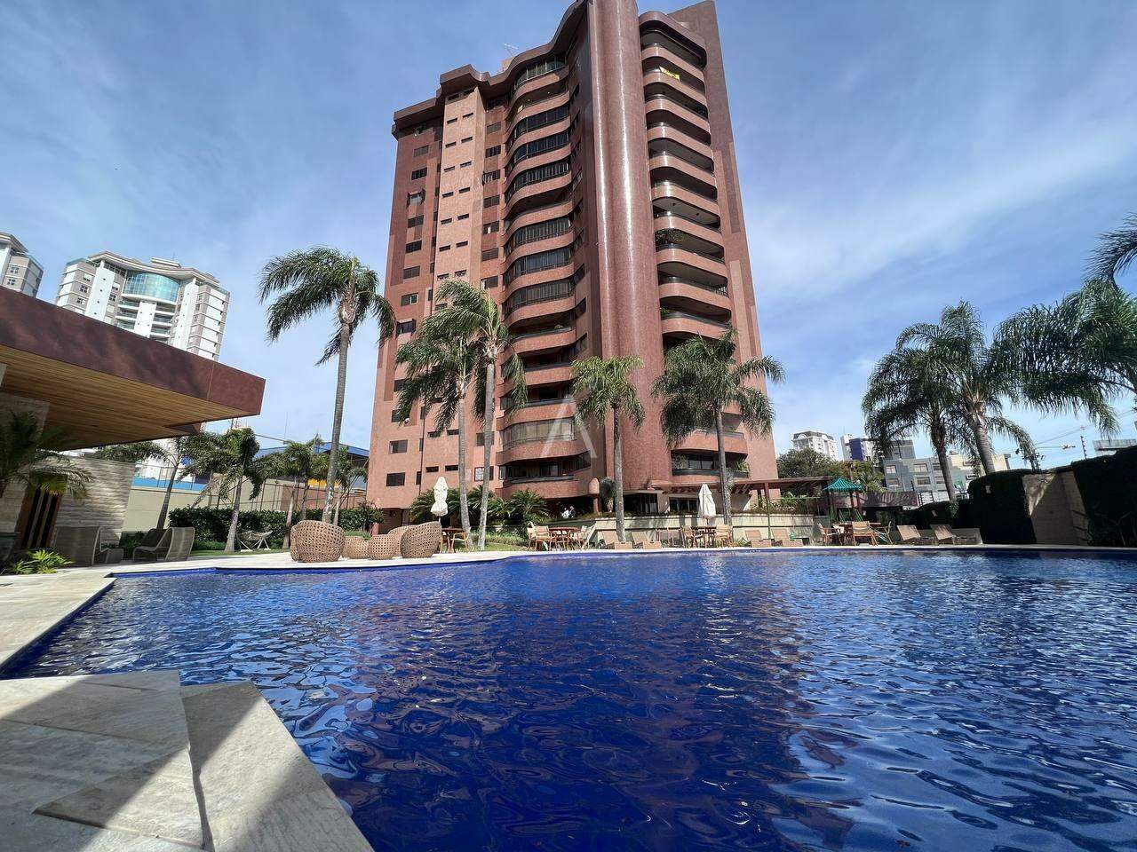 Apartamento para à venda no Bairro CENTRO em CASCAVEL: 