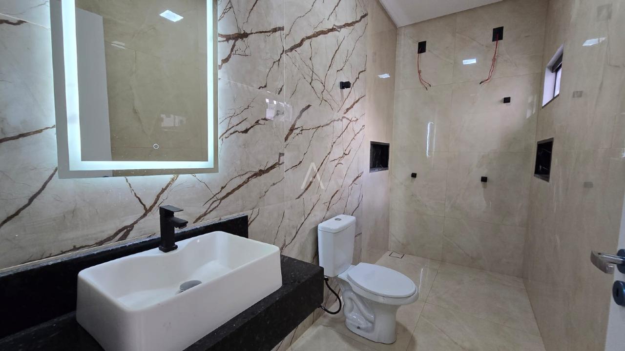 Casa Residencial para à venda no Bairro Cristo Rei em TOLEDO: 