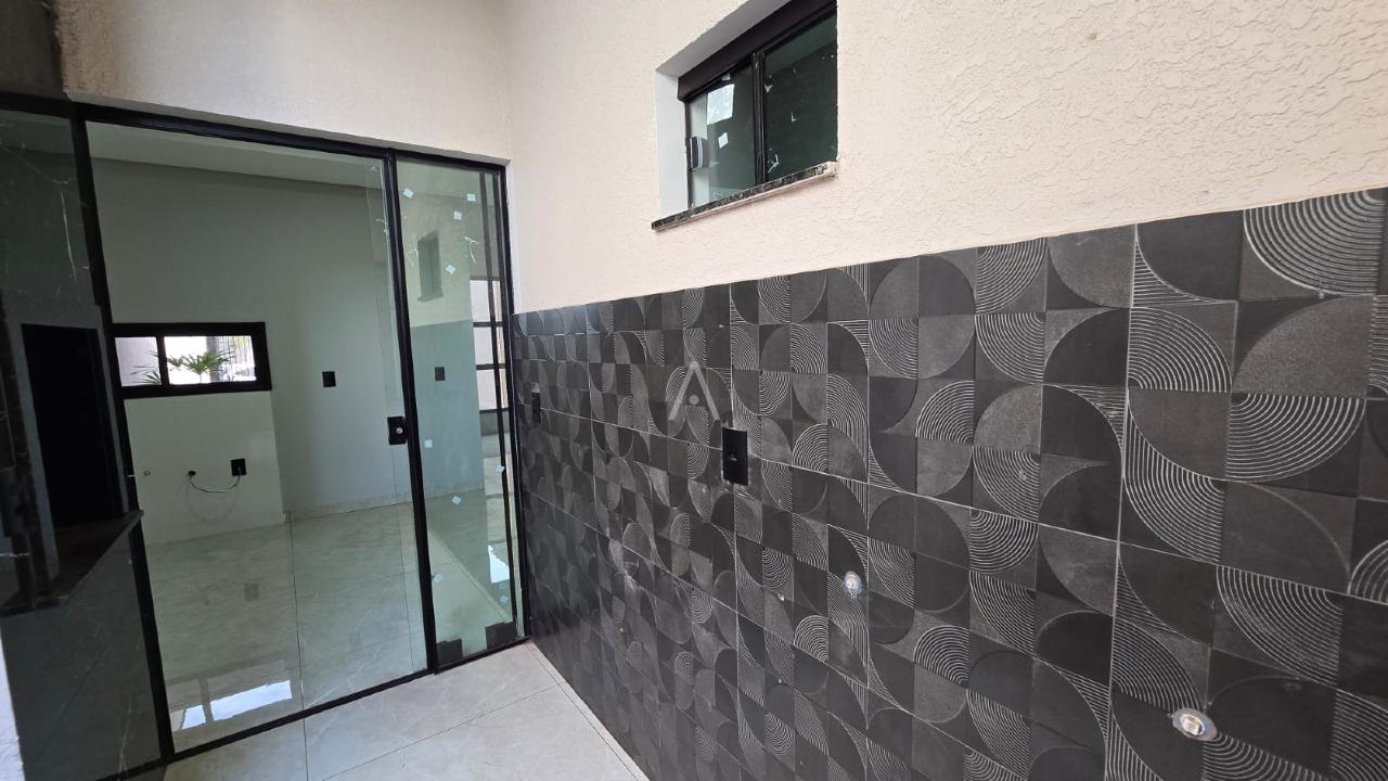 Casa Residencial para à venda no Bairro Cristo Rei em TOLEDO: 