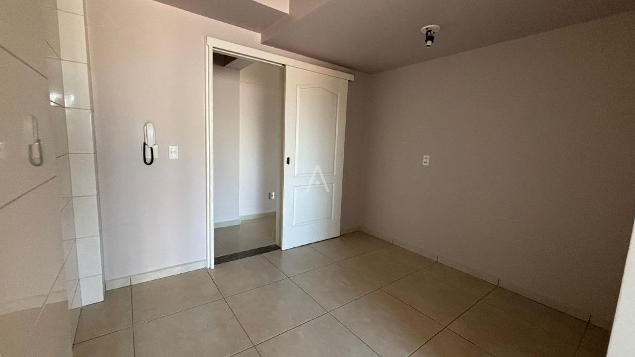 Apartamento para à venda no Bairro CENTRO em TOLEDO: 