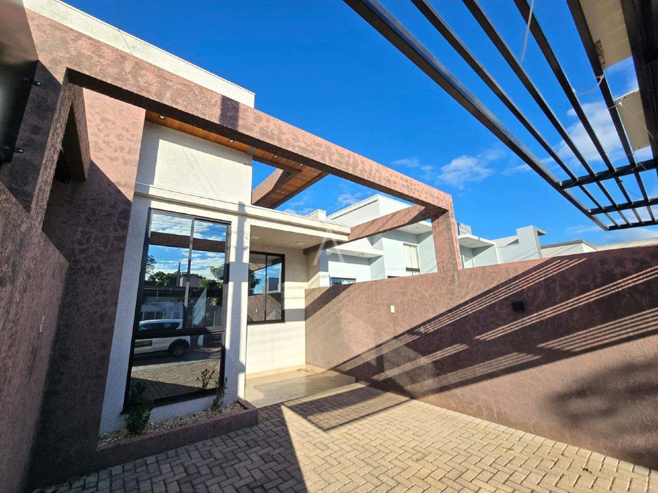 Casa Residencial para para aluguel no Bairro JARDIM COOPAGRO em TOLEDO: 