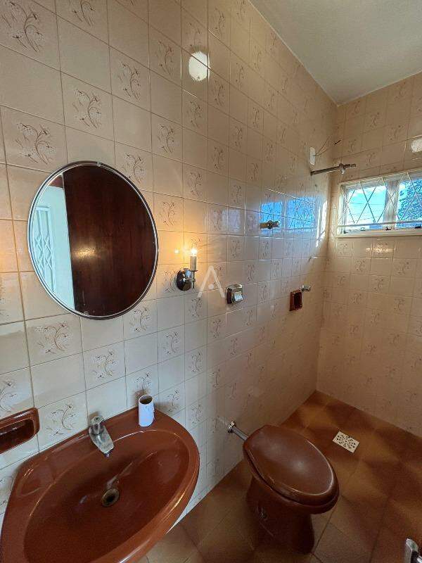 Casa Residencial para à venda no Bairro SAO CRISTOVAO em CASCAVEL: 