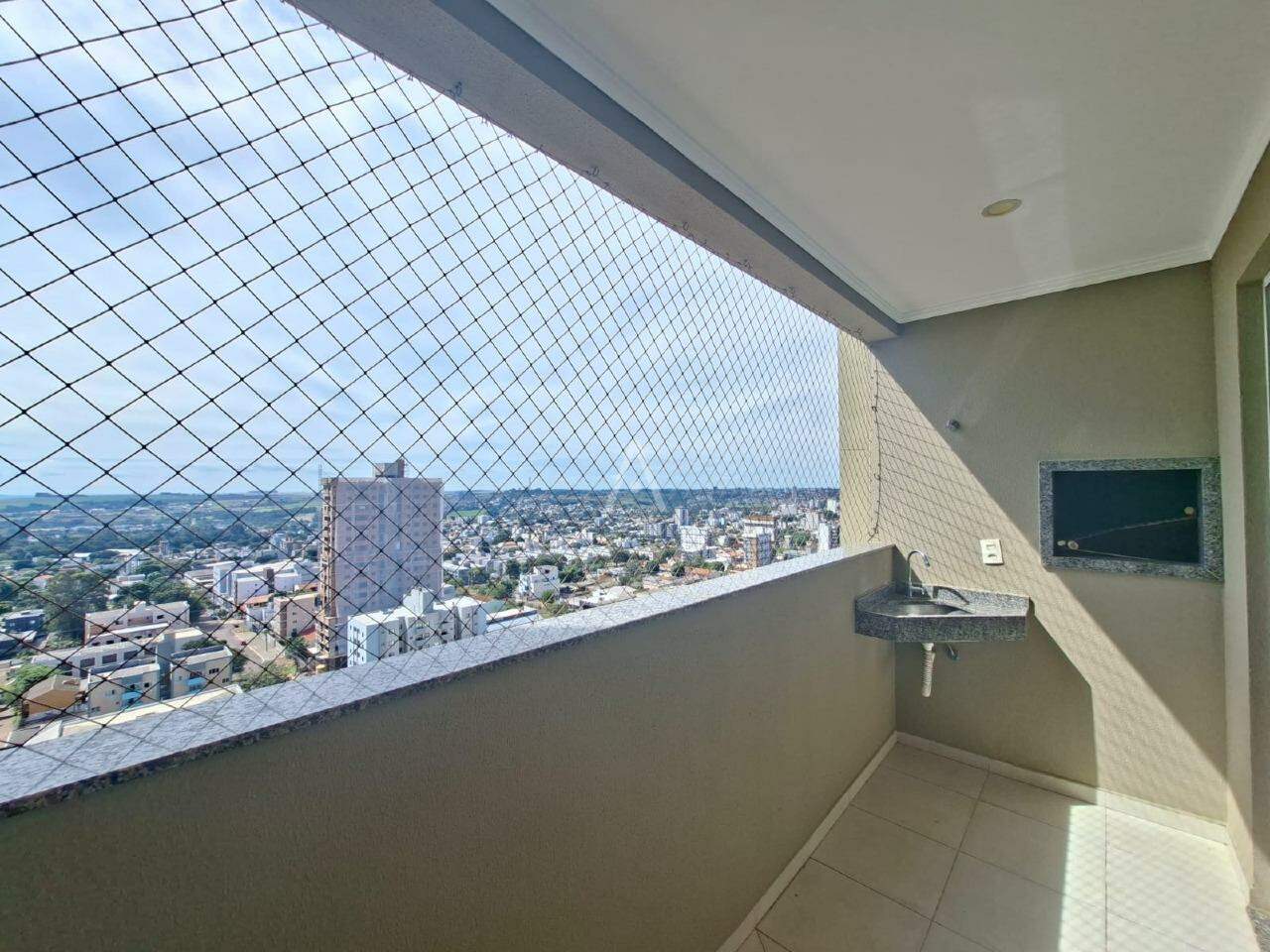 Apartamento para para aluguel no Bairro CENTRO em CASCAVEL: 