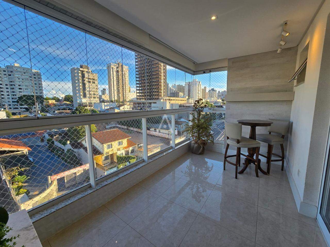 Apartamento para à venda no Bairro CENTRO em CASCAVEL: 