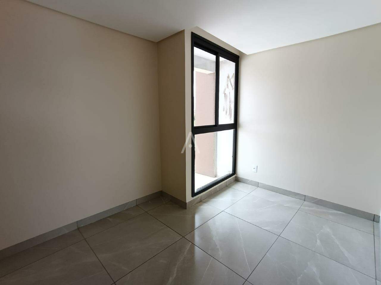 Apartamento para para aluguel no Bairro CENTRO em CASCAVEL: 