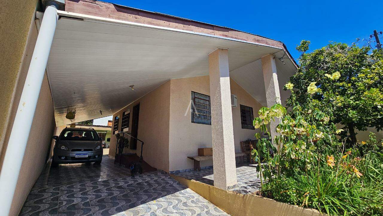 Casa Residencial para à venda no Bairro PERIOLO em CASCAVEL: 