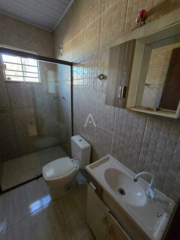 Casa Residencial para para aluguel no Bairro Jardim Parizotto em TOLEDO: 