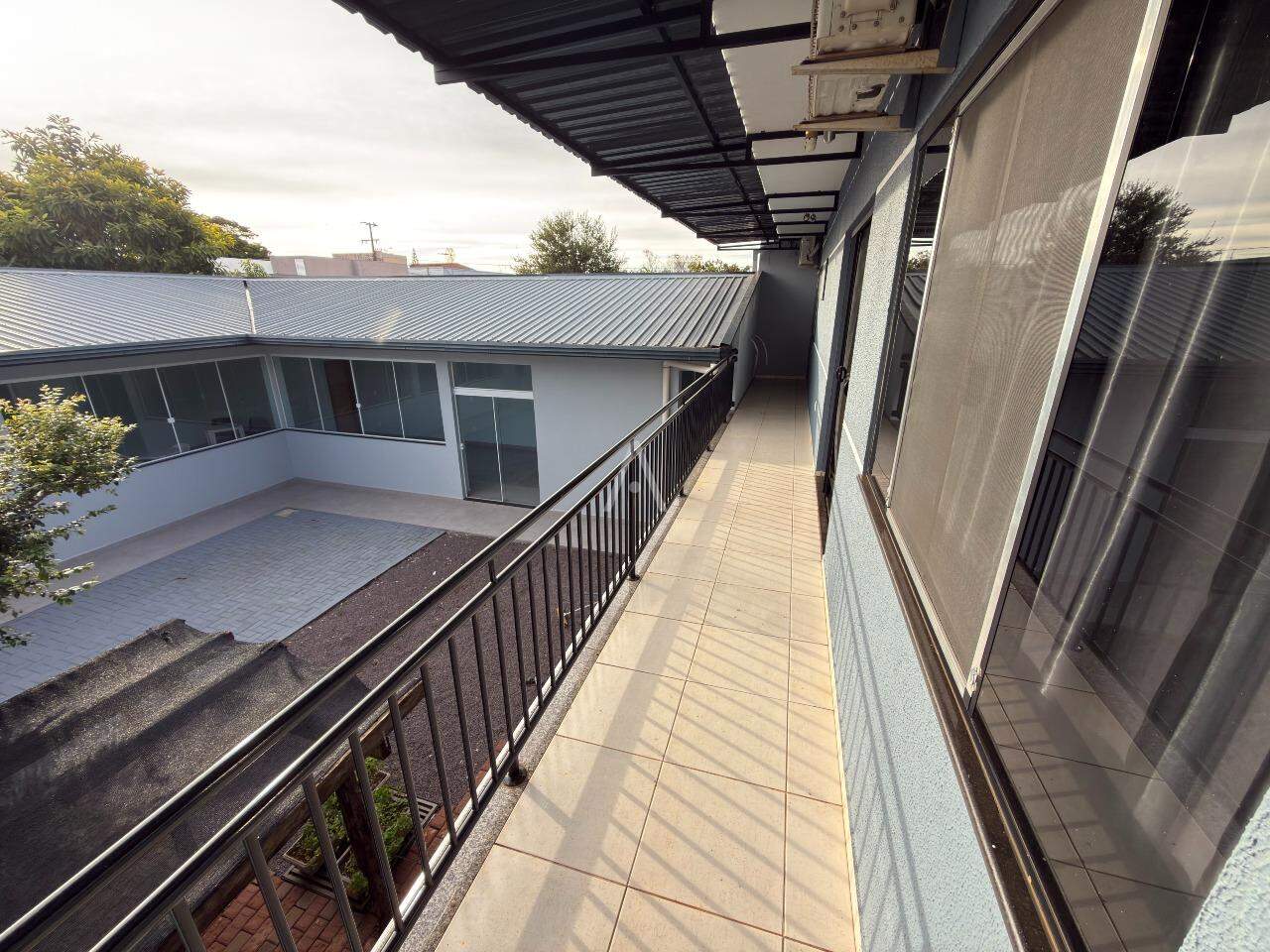 Sobrado para para aluguel no Bairro SANTA CRUZ em CASCAVEL: 