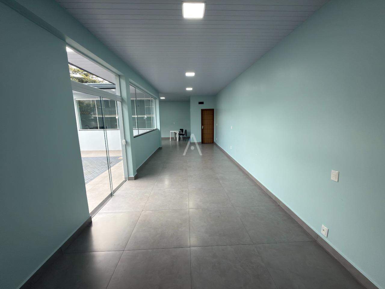Sobrado para para aluguel no Bairro SANTA CRUZ em CASCAVEL: 