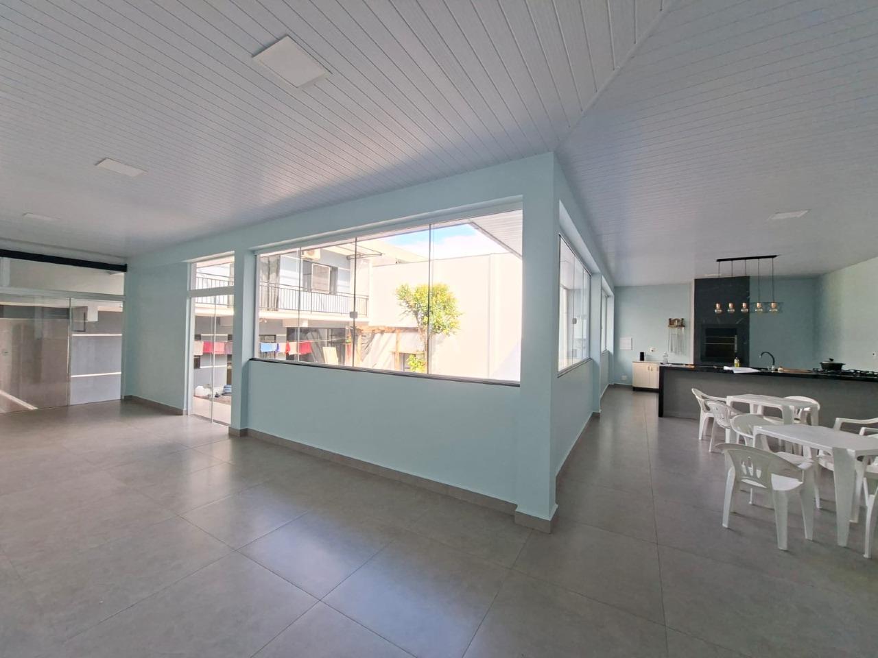 Sobrado para para aluguel no Bairro SANTA CRUZ em CASCAVEL: 