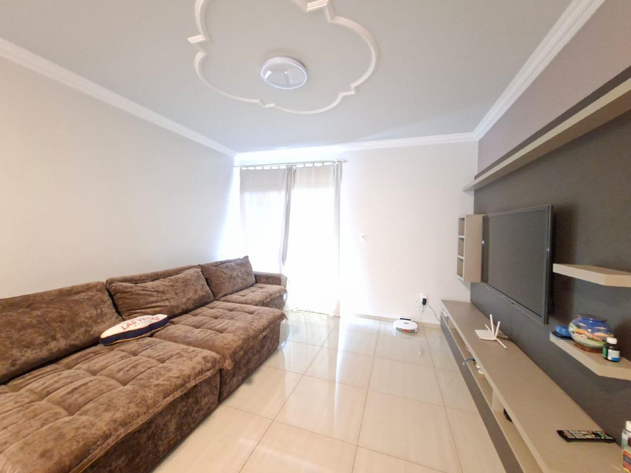 Sobrado para para aluguel no Bairro SANTA CRUZ em CASCAVEL: 