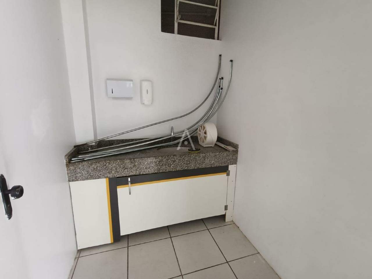Sala Comercial para para aluguel no Bairro SANTA CRUZ em CASCAVEL: 