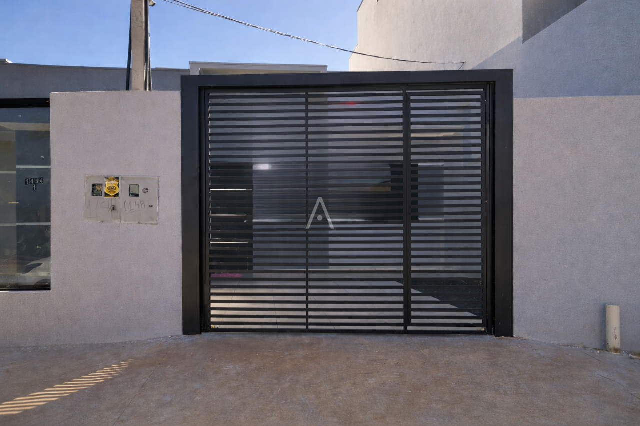 Casa Residencial para à venda no Bairro ESMERALDA em CASCAVEL: 