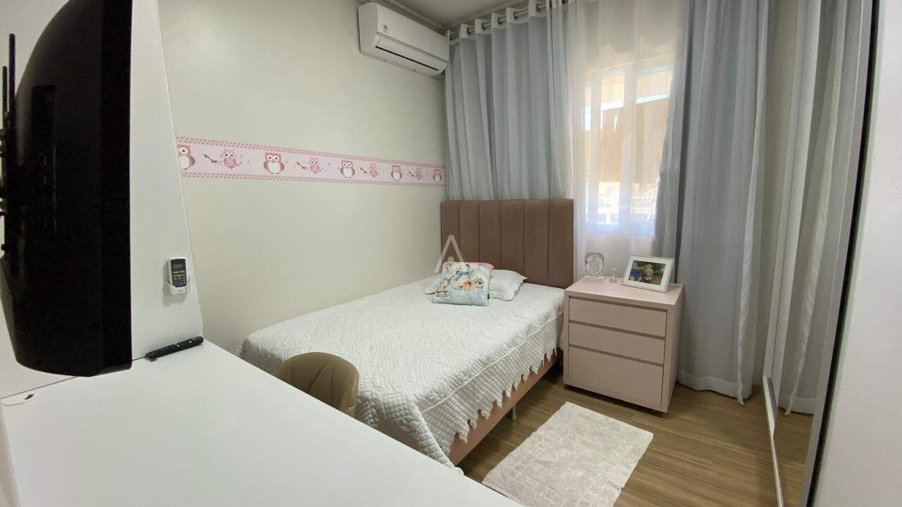 Apartamento para à venda no Bairro JARDIM GISELA em TOLEDO: 