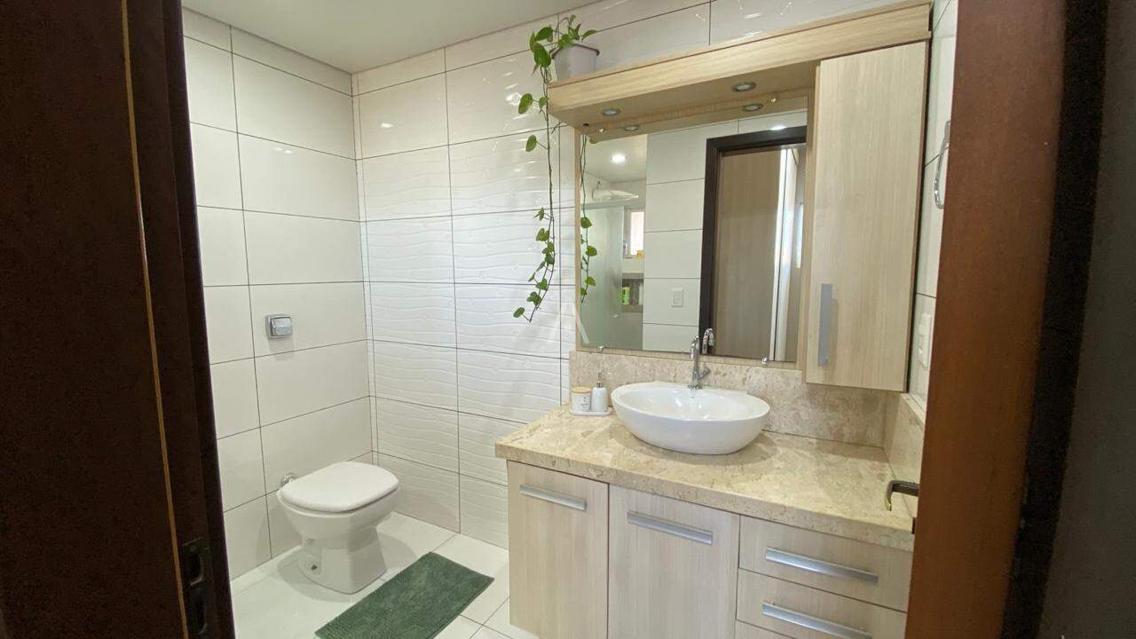 Apartamento para à venda no Bairro JARDIM GISELA em TOLEDO: 