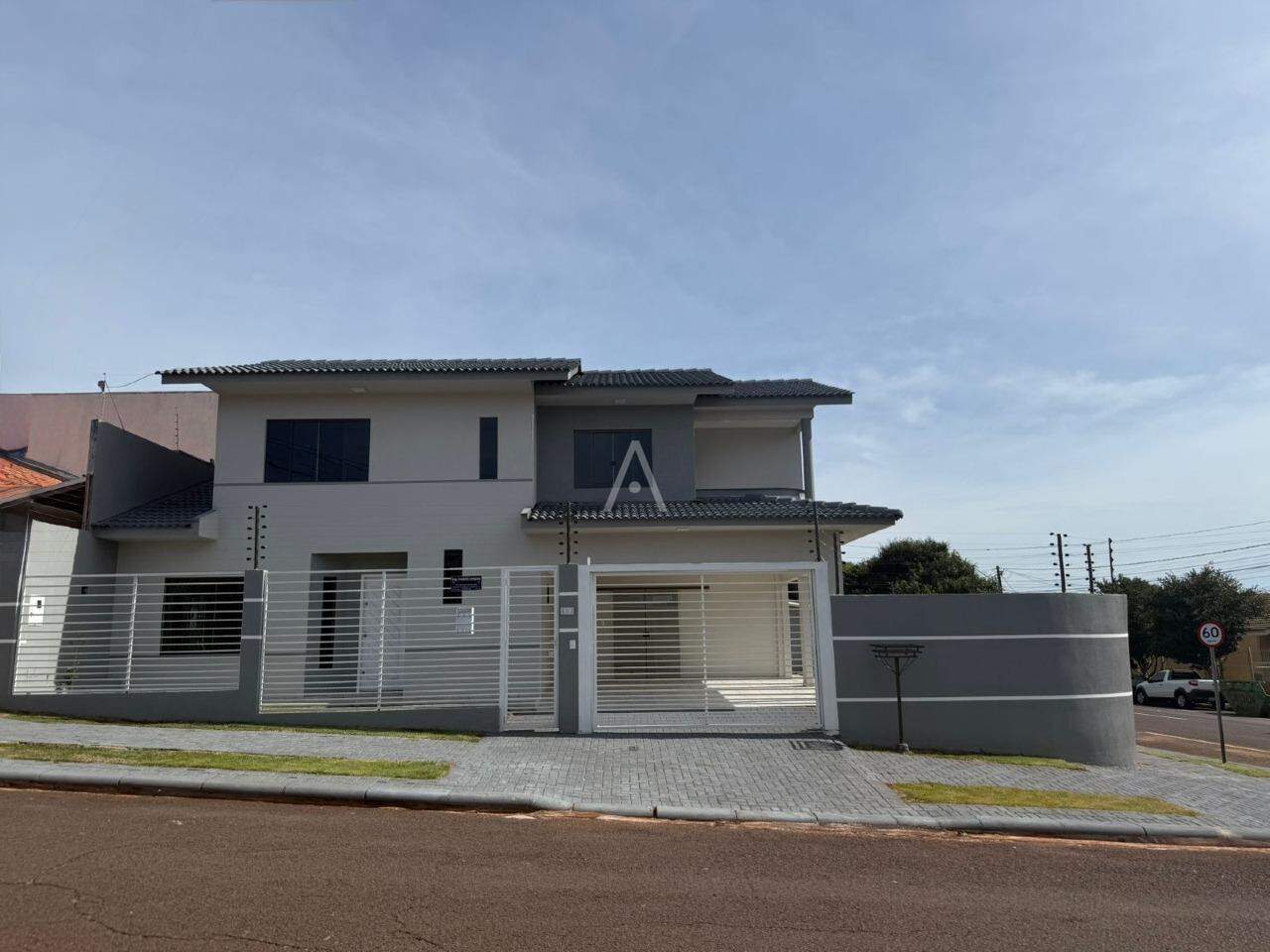 Sobrado para à venda no Bairro PARQUE SAO PAULO em CASCAVEL: 