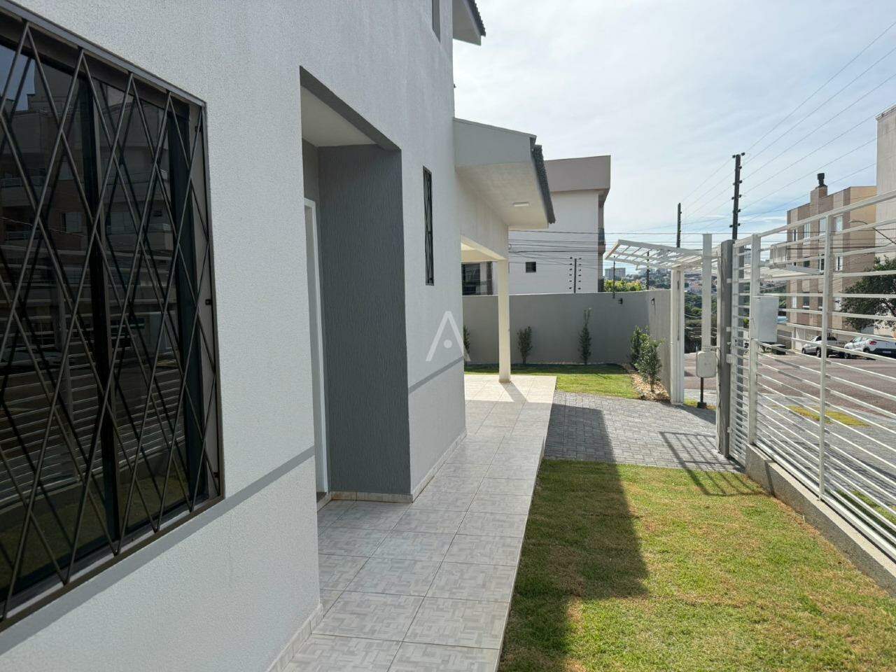 Sobrado para à venda no Bairro PARQUE SAO PAULO em CASCAVEL: