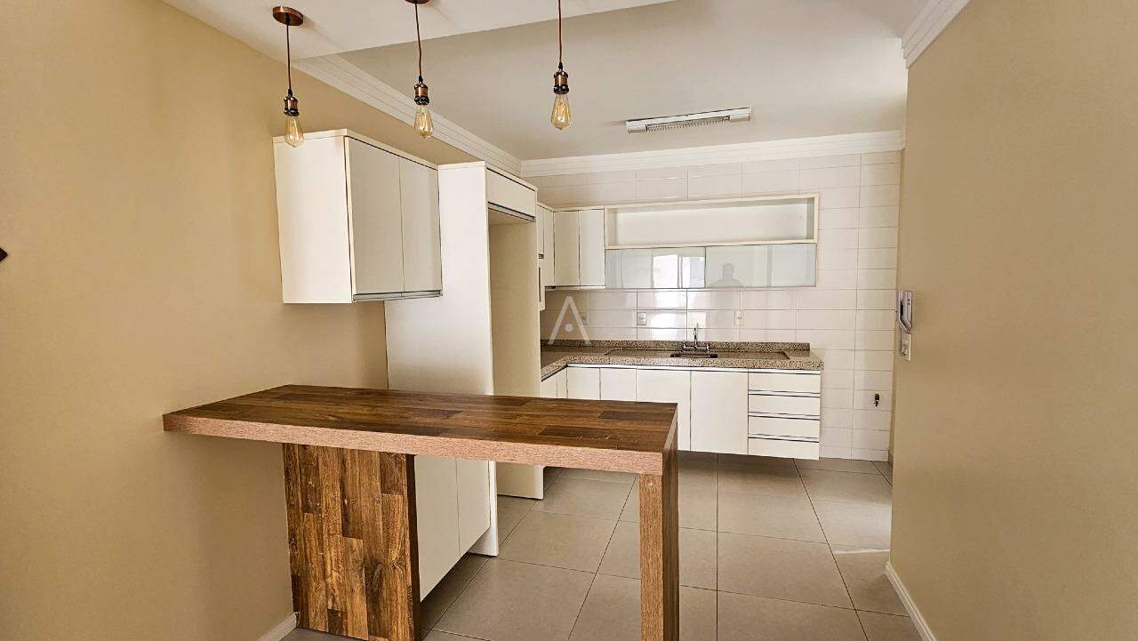 Apartamento para à venda no Bairro CENTRO em CASCAVEL: