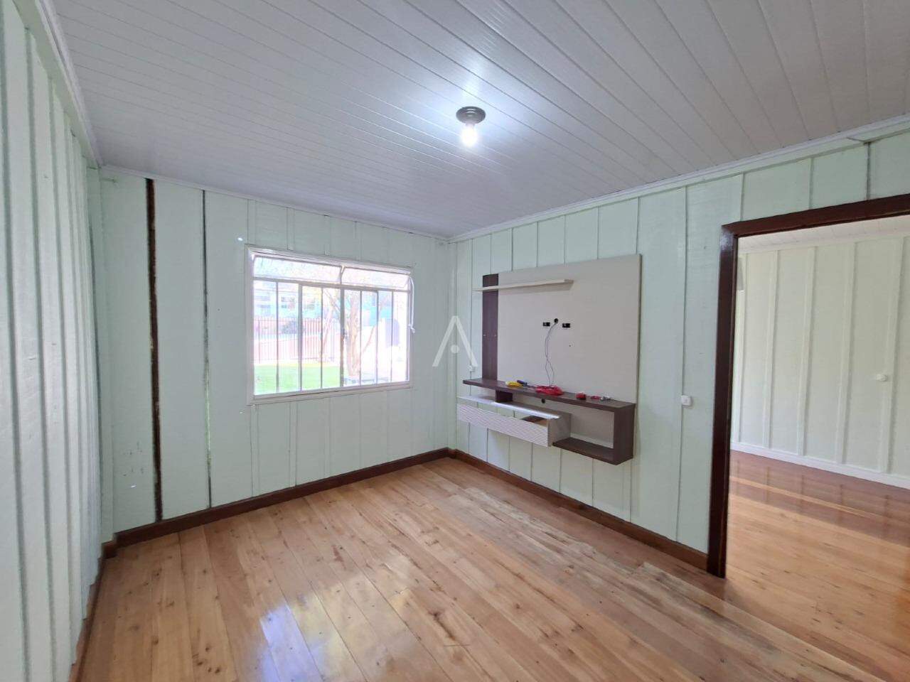 Casa Residencial para para aluguel no Bairro NEVA em CASCAVEL: 