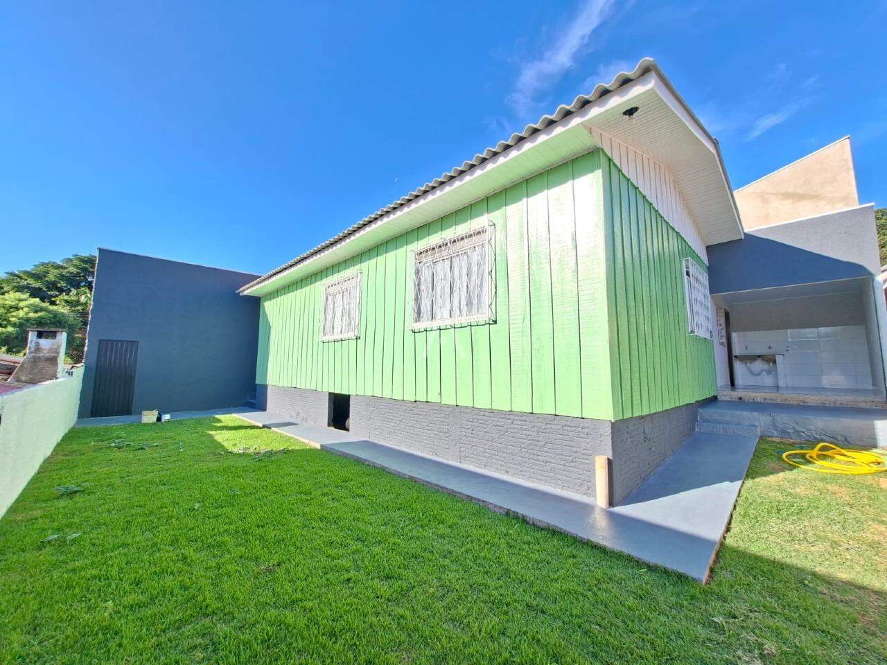 Casa Residencial para para aluguel no Bairro NEVA em CASCAVEL: 