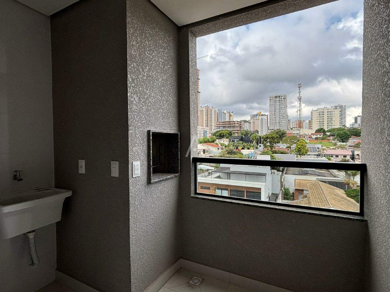 Apartamento para para aluguel no Bairro CENTRO em CASCAVEL: 