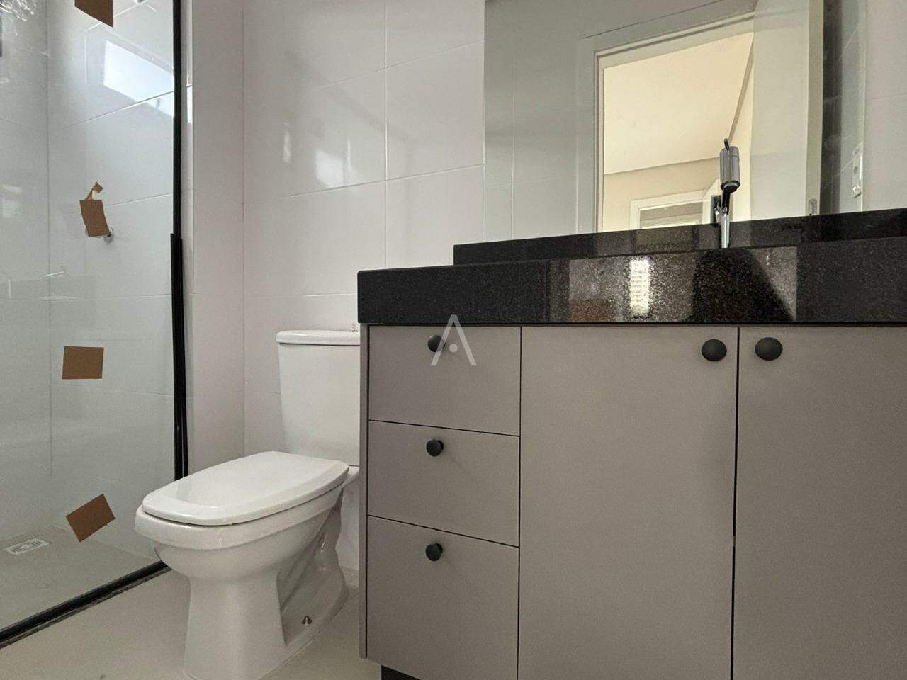 Apartamento para para aluguel no Bairro CENTRO em CASCAVEL: 