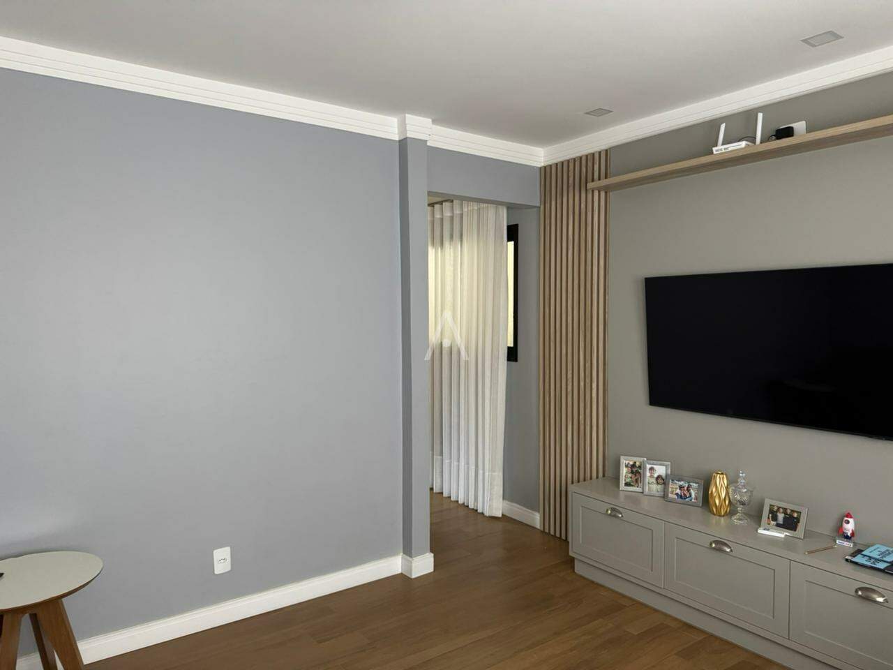 Casa Residencial para à venda no Bairro UNIVERSITARIO em CASCAVEL: 