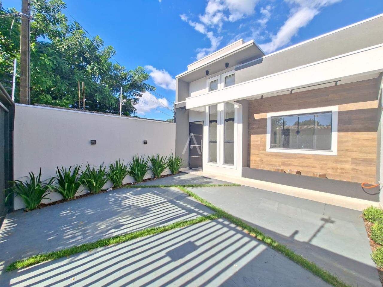 Casa Residencial para para aluguel no Bairro SANTA CRUZ em CASCAVEL: 