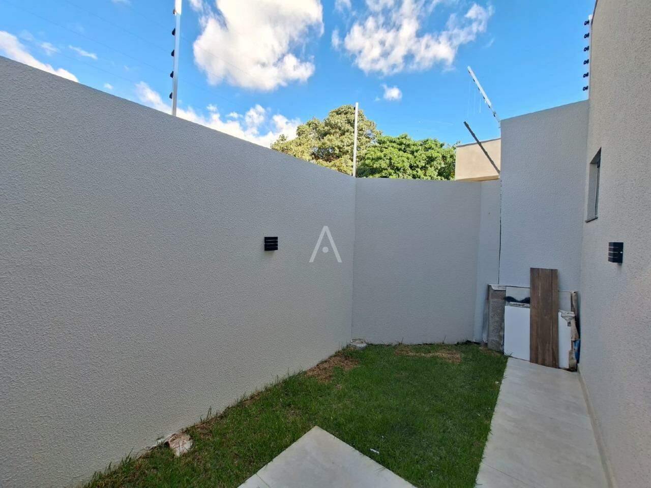 Casa Residencial para para aluguel no Bairro SANTA CRUZ em CASCAVEL: 